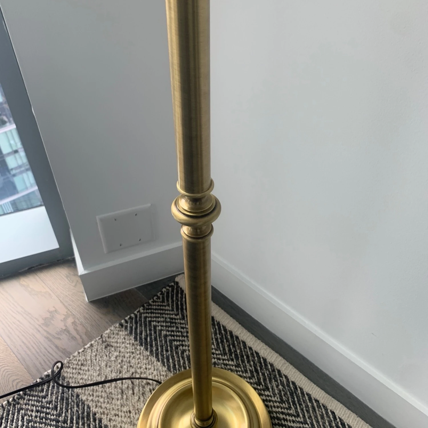 House Of Troy CH800 61 Floor Lamp Antique Brass 4 House Of Troy CH800 61 Floor Lamp Antique Brass - Image 2