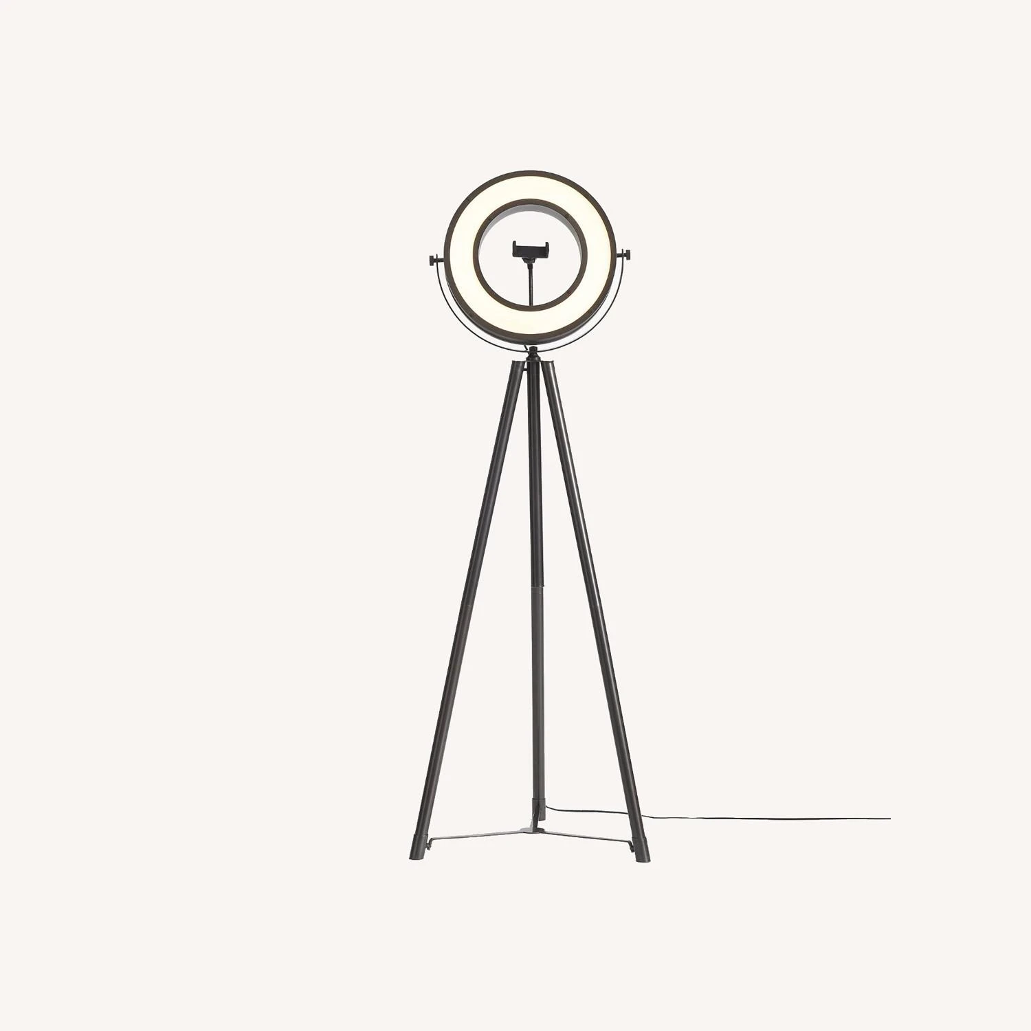 Pottery Barn Photographer's ILED Ring Light Task 3 Pottery Barn Photographer's ILED Ring Light Task