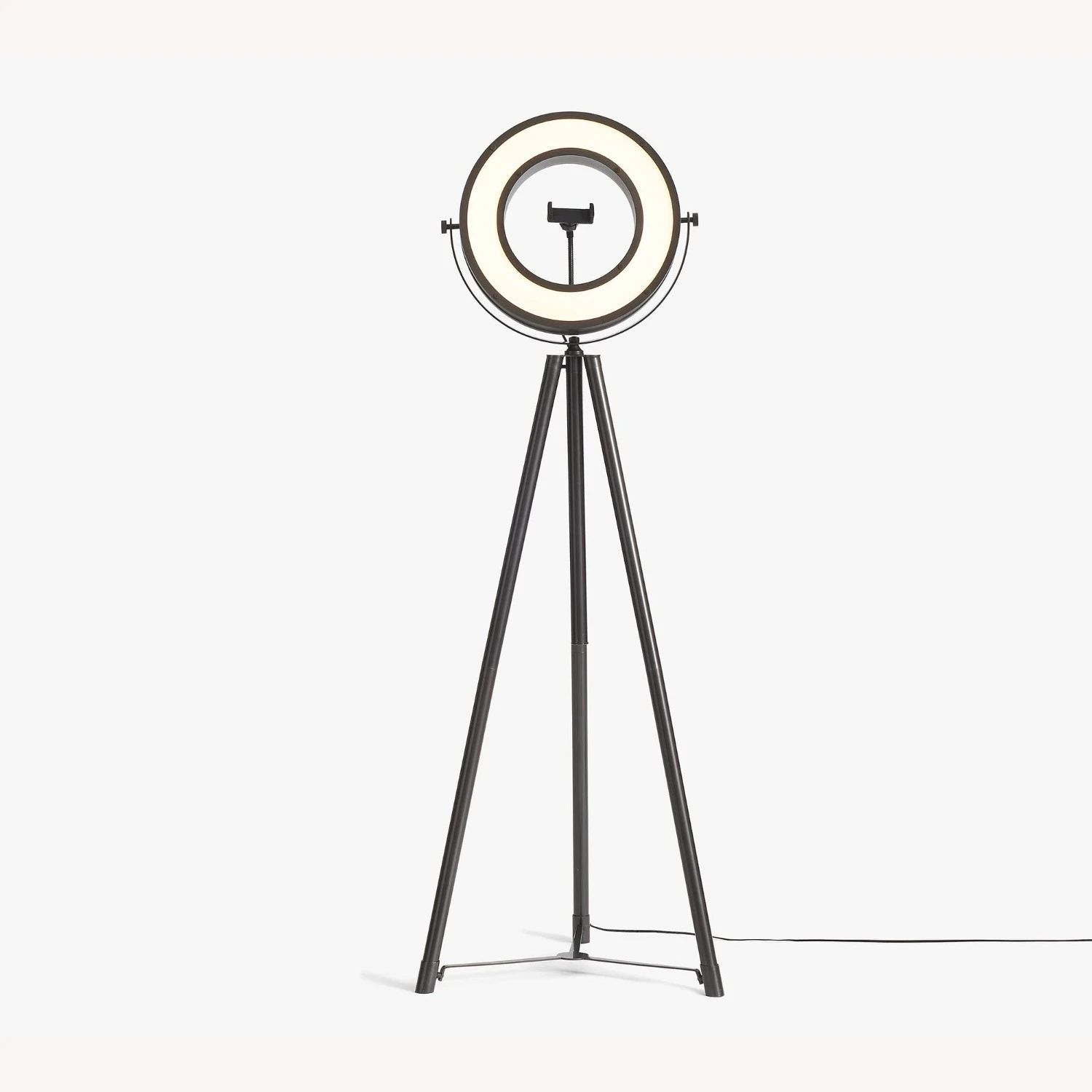 Pottery Barn Photographer's ILED Ring Light Task 4 Pottery Barn Photographer's ILED Ring Light Task - Image 2