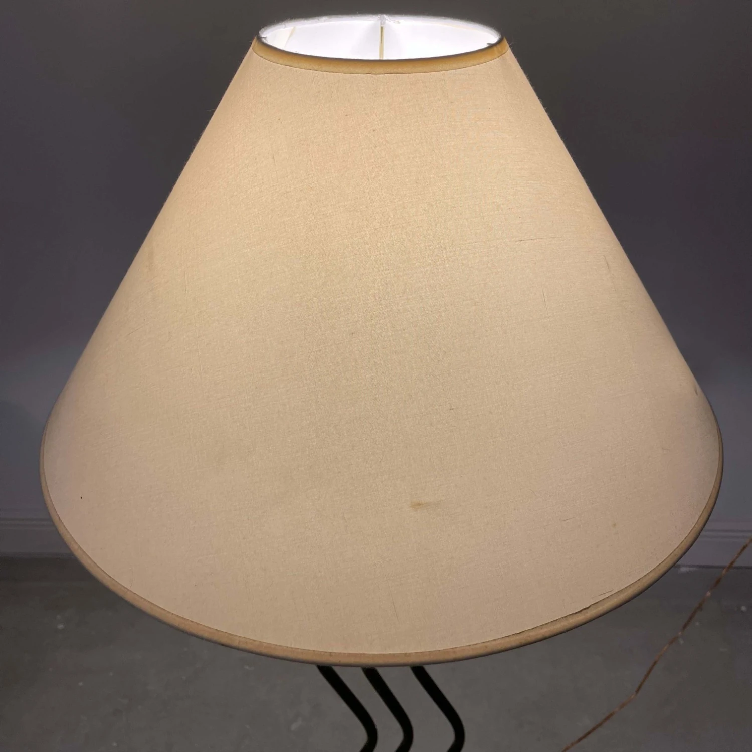 Memphis Style Sculptural Curved Wavy Floor Lamp 6 Memphis Style Sculptural Curved Wavy Floor Lamp - Image 4