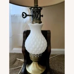 2 Table Lamps With Stands