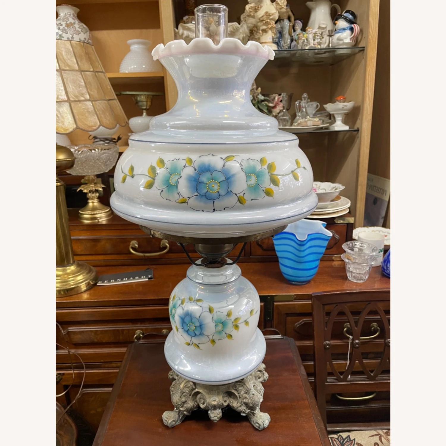 Vintage Gone With The Wind Hurricane Lamp 16 Vintage Gone With The Wind Hurricane Lamp - Image 14