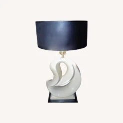Vintage Abstract Structural Table Lamp In White -Othe Furniture Shop 1500 1500 frame 0 2280