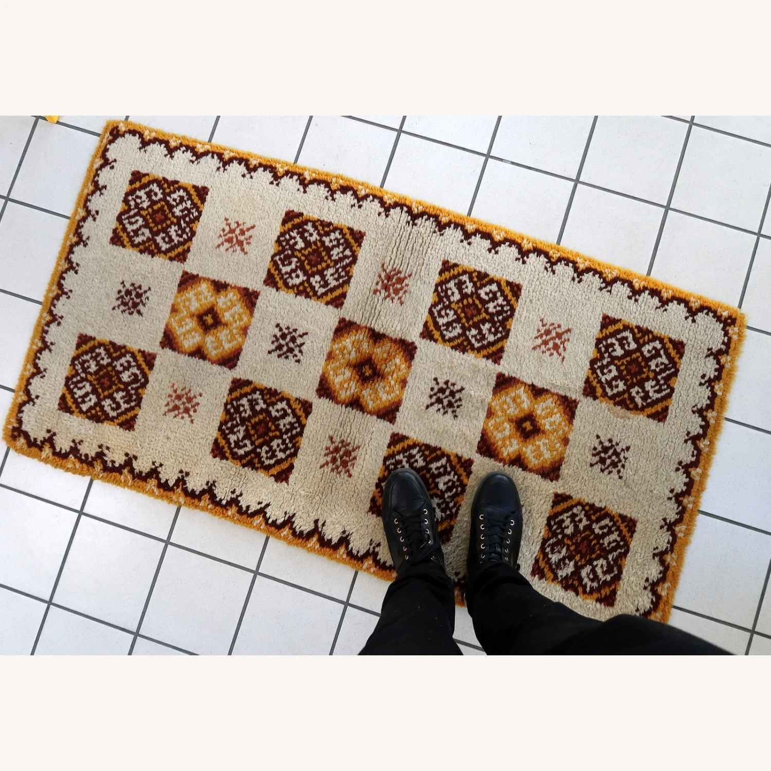 Vintage French Savonnerie Rug 7 Vintage French Savonnerie Rug - Image 5