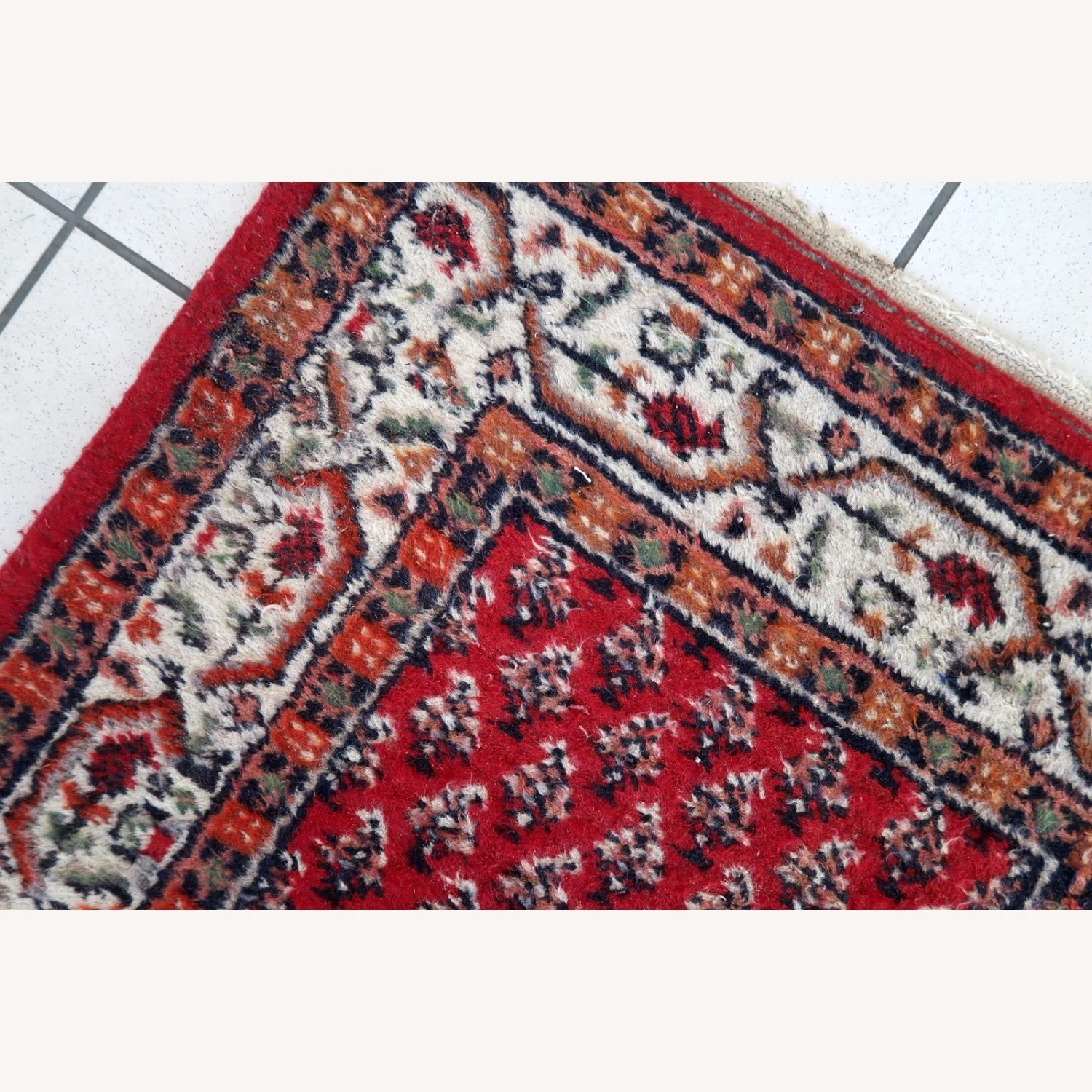 Handmade Vintage Indian Seraband Rug 11 Handmade Vintage Indian Seraband Rug - Image 9