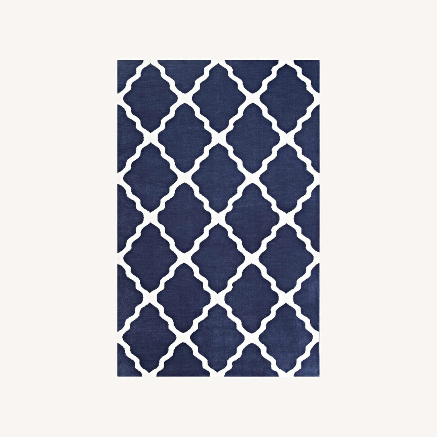 Other 5x8 Area Rug In Navy & Ivory W/ Quatrefoil Pattern 4 Other 5x8 Area Rug In Navy & Ivory W/ Quatrefoil Pattern - Image 2