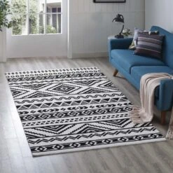 Other 5x8 Area Rug In Geometric Pattern Black & White 12 Other 5x8 Area Rug In Geometric Pattern Black & White -Othe Furniture Shop 1500 1500 frame 0 4808