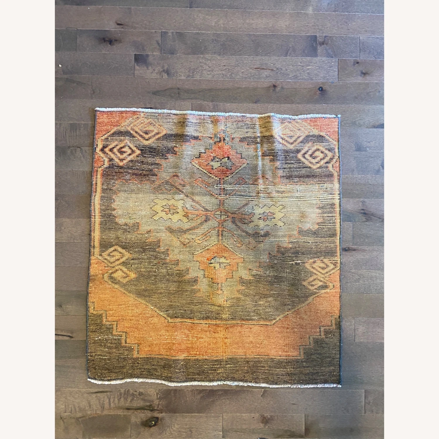 Vintage Rug Wall Hanging 7 Vintage Rug Wall Hanging - Image 5