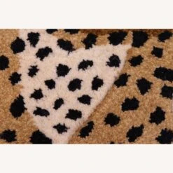 Contemporary Leopard Scenery Rug - 2'0'' X 3'0'' -Othe Furniture Shop 1500 1500 frame 0 5432