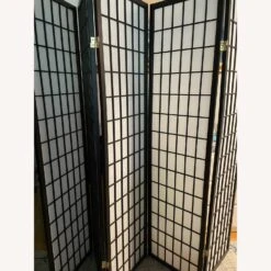 Other 5-Panel Screen In White Paper & Black Grid Design