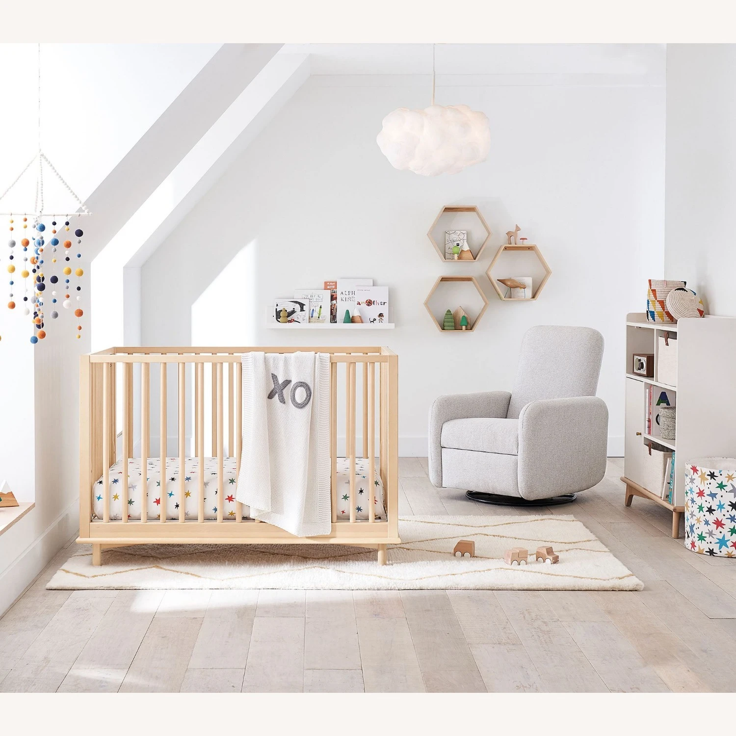 Pottery Barn West Elm X Pbk Felted Pom-Pom Mobile 3 Pottery Barn West Elm X Pbk Felted Pom-Pom Mobile