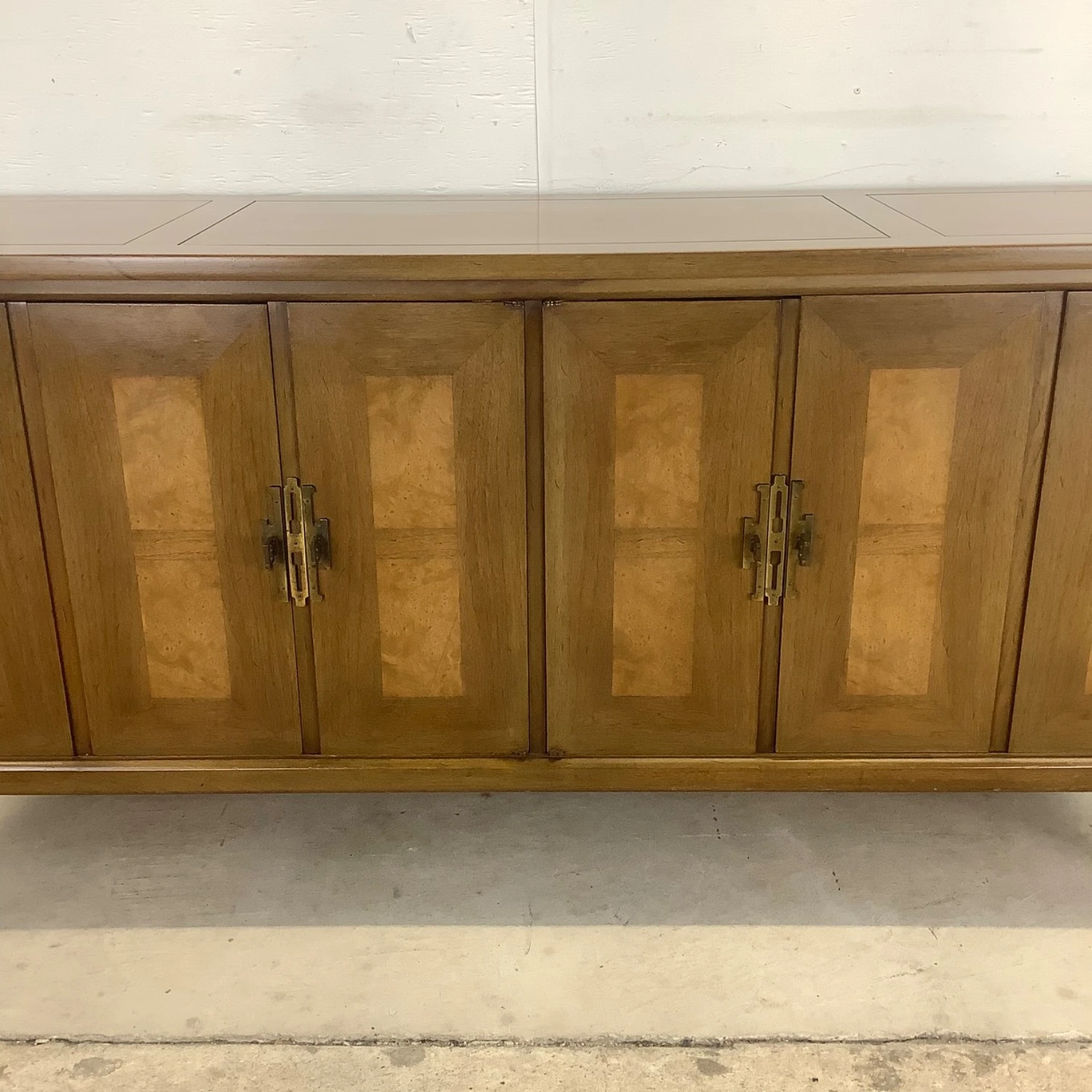 Mid-Century Sideboard With Display Shelf 4 Mid-Century Sideboard With Display Shelf - Image 2