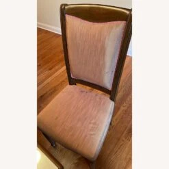 Raymour & Flanigan Dining Table Wwith Chairs